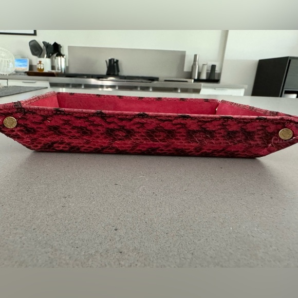 Jimmy Choo pink snakeskin catch all - RARE! - Picture 7 of 14